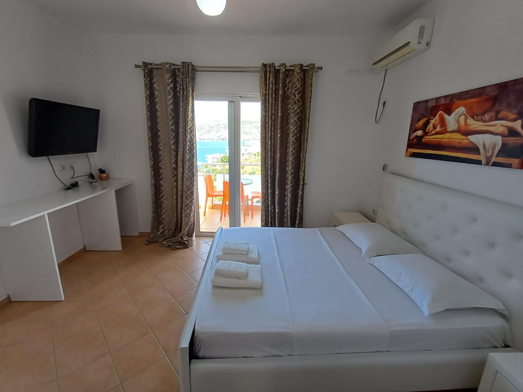 Hotel Sherifi Sarandë Buitenkant foto