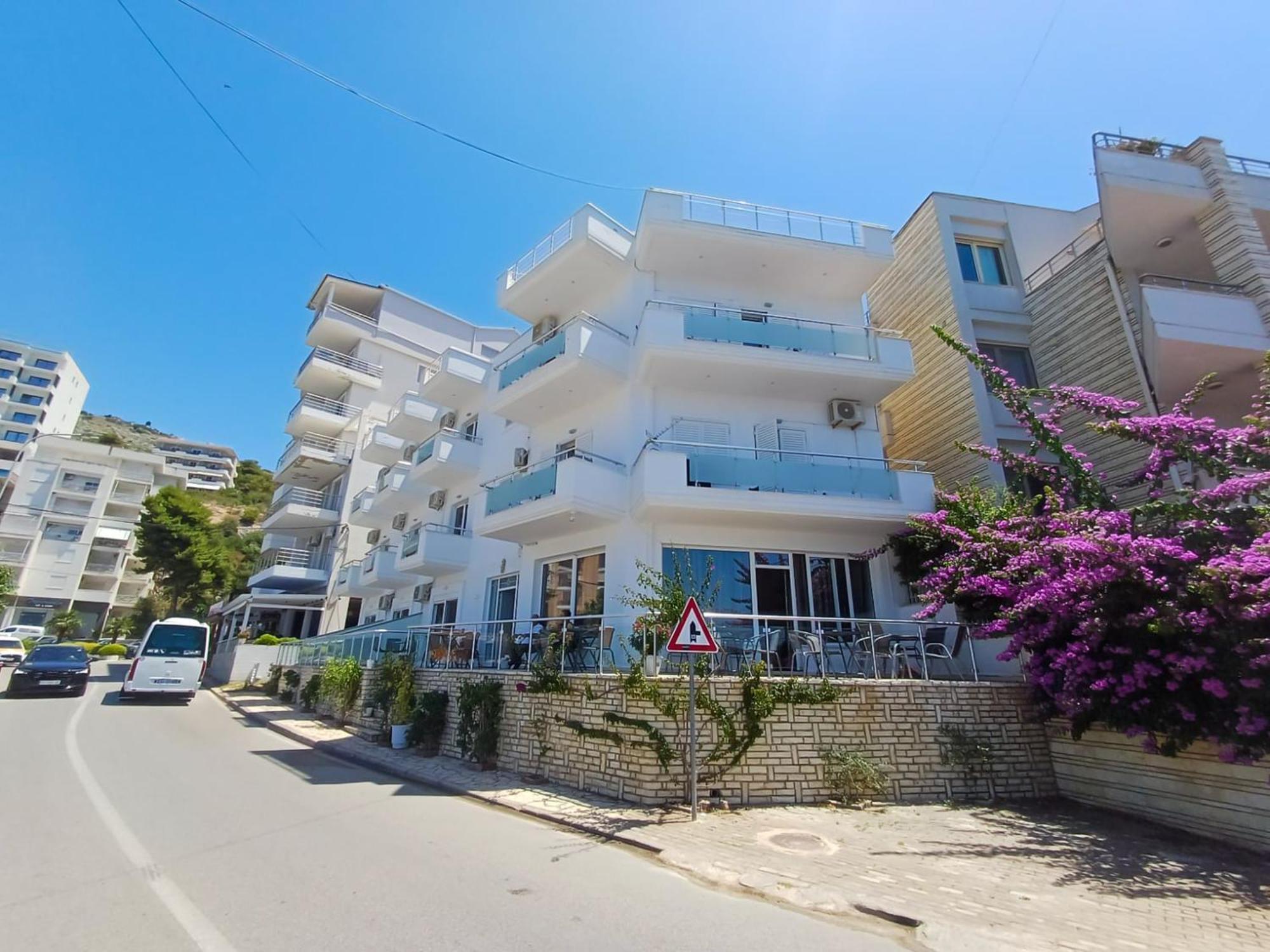 Hotel Sherifi Sarandë Buitenkant foto